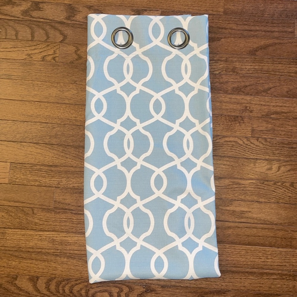 50 x 109 Grommet Curtains - Teal and White Print - 5 Panels